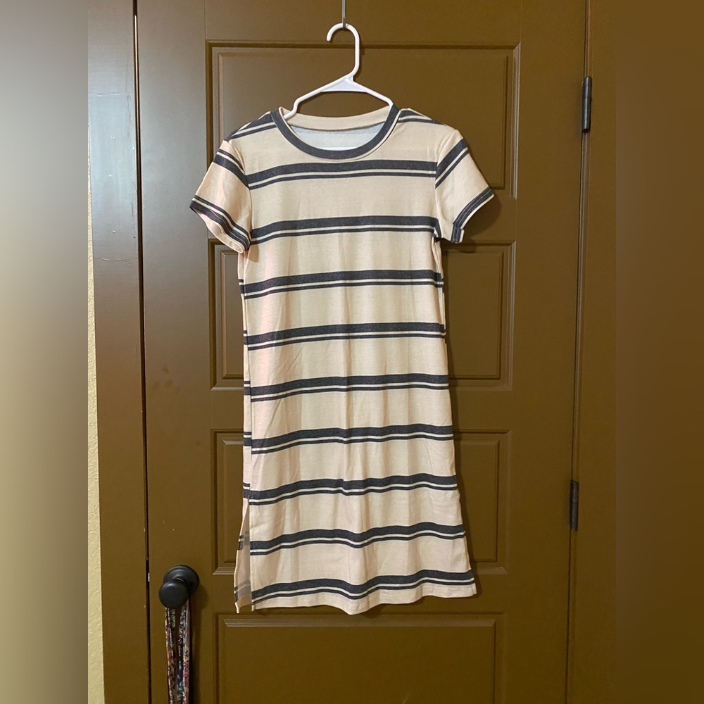 Striped Short Sleeve Dress